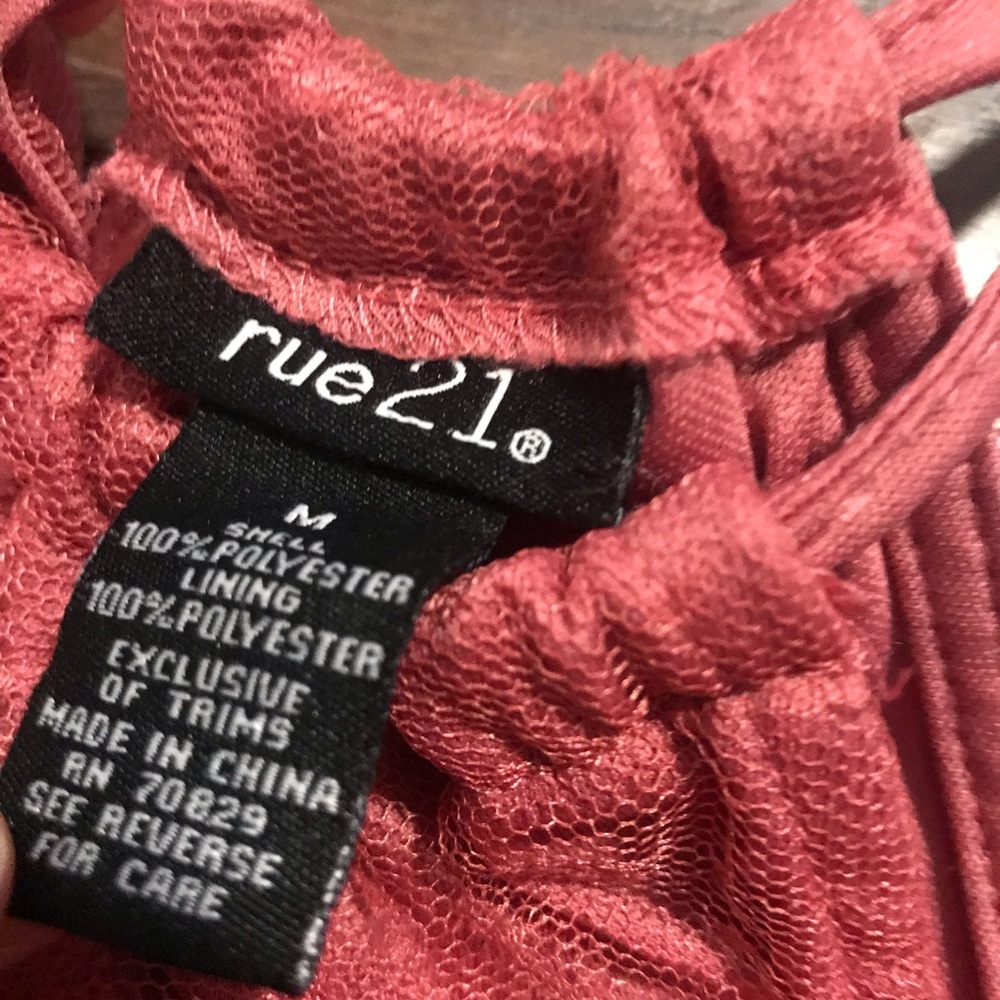 Flowy Tank Top - Picture 2 of 2